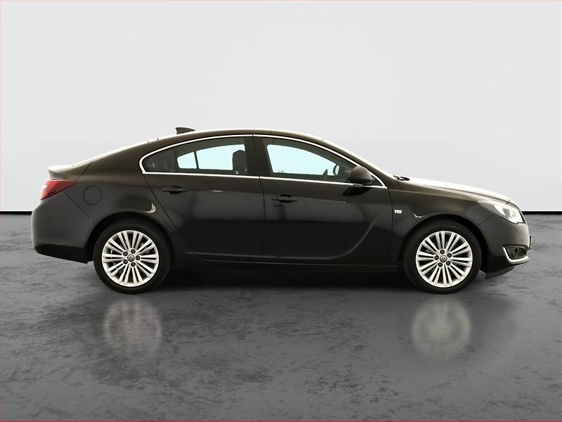 Opel Insignia (2017) 2.0 CDTI, 4X4, Automat - fotka 6 z 23