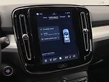 Volvo XC40 (2026) B3 AUT DARK PLUS - náhled 40