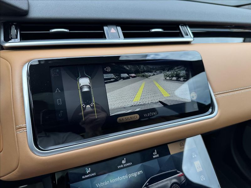 Land Rover Range Rover Velar 3,0 P400 R-Dynamic HSE ČR DPH - fotka 23 z 36