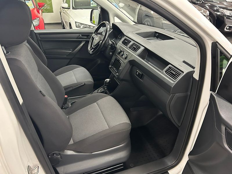 Volkswagen Caddy (2018) 1.4TGI Maxi Skříň | Záruka - fotka 23 z 57