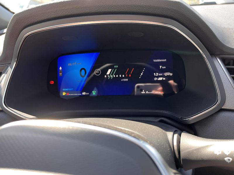 Renault Symbioz (2025) Techno mild hybrid 140     - fotka 20 z 29