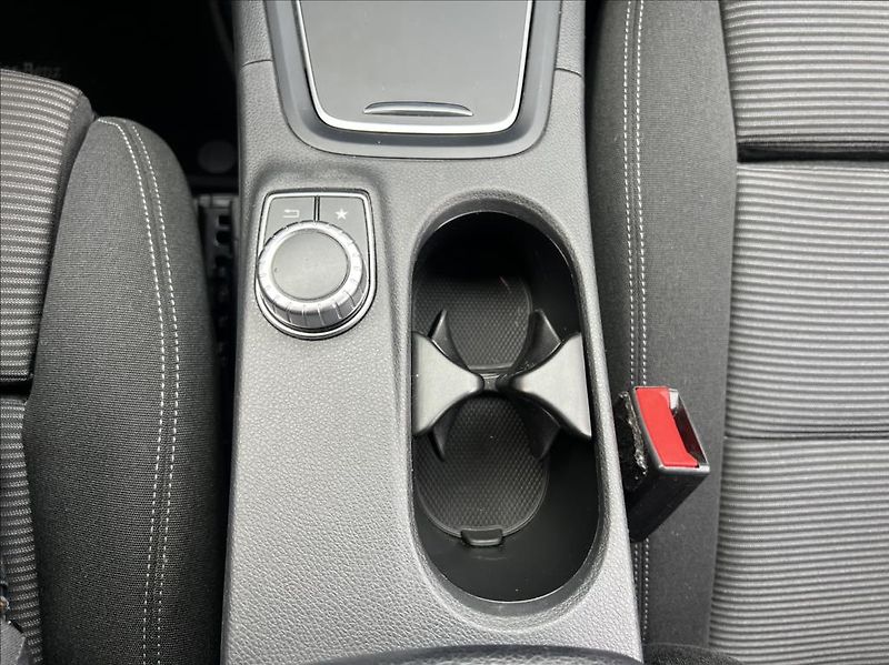 Mercedes-Benz Třídy B 180 CDI / 7G-DCT - fotka 34 z 41