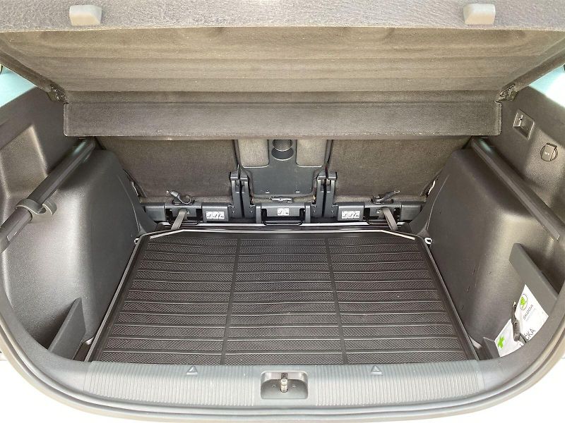 Škoda Yeti (2014) 2.0 TDI 4x4 Ambition - fotka 19 z 24