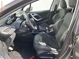 Peugeot 2008 (2017) 1.2PT, Crossway, navi, panor - náhled 9