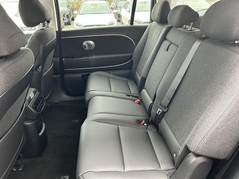 Hyundai Ioniq 9 7S 2WD STYLE COMFORT - fotka 18 z 52