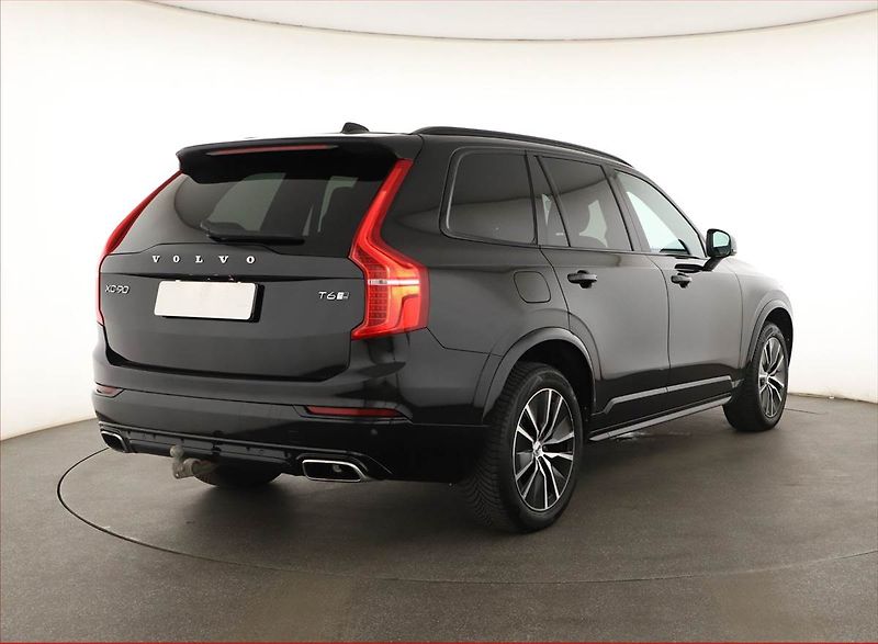 Volvo XC90 (2019) T6 AWD - fotka 5 z 22