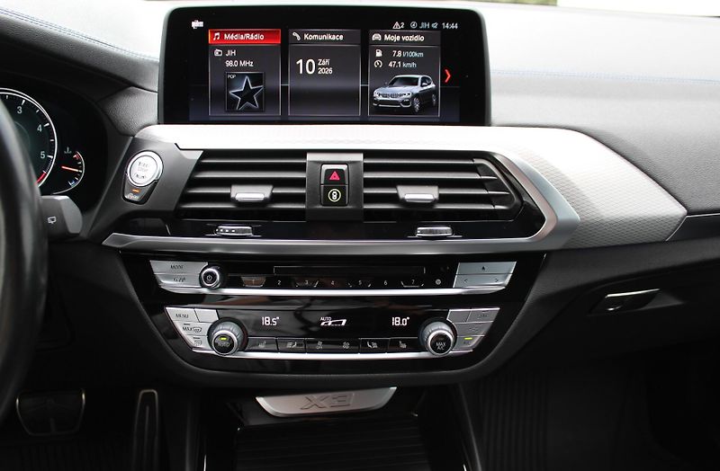 BMW X3 X3 xDrive30d - fotka 5 z 24