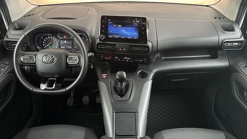 Toyota ProAce City Verso 1.5 D-4D Long Family - fotka 8 z 25