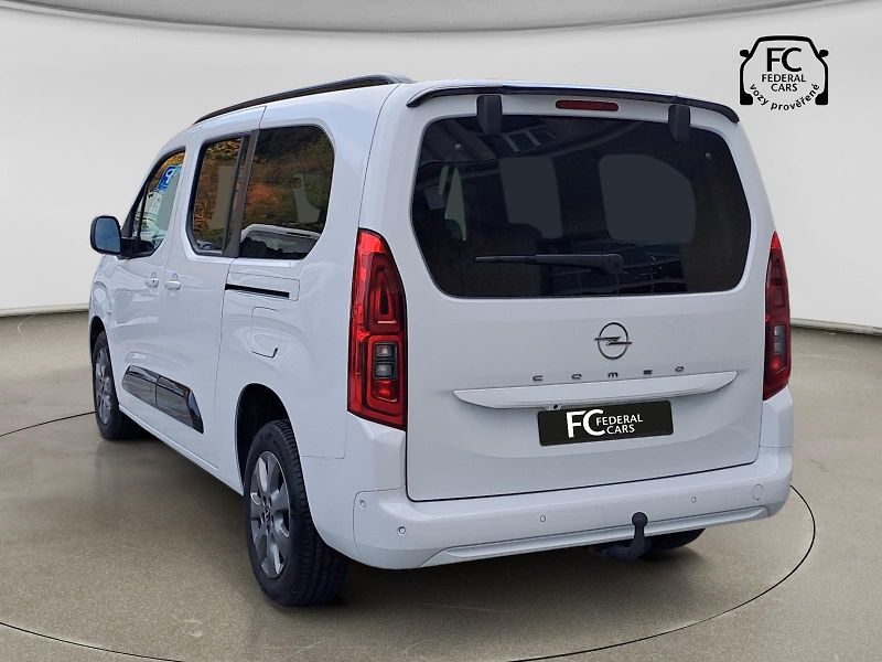 Opel Combo (2024) 1.5CDTI 96kW Elegance AT 7míst - fotka 7 z 15