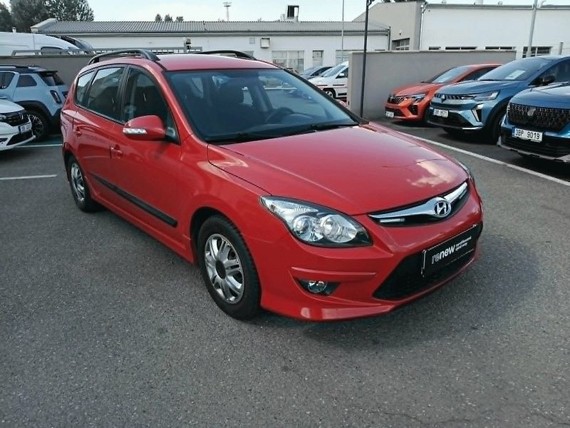 Hyundai i30 (2010) CW 1,4i Comfort LPG - fotka 4 z 24