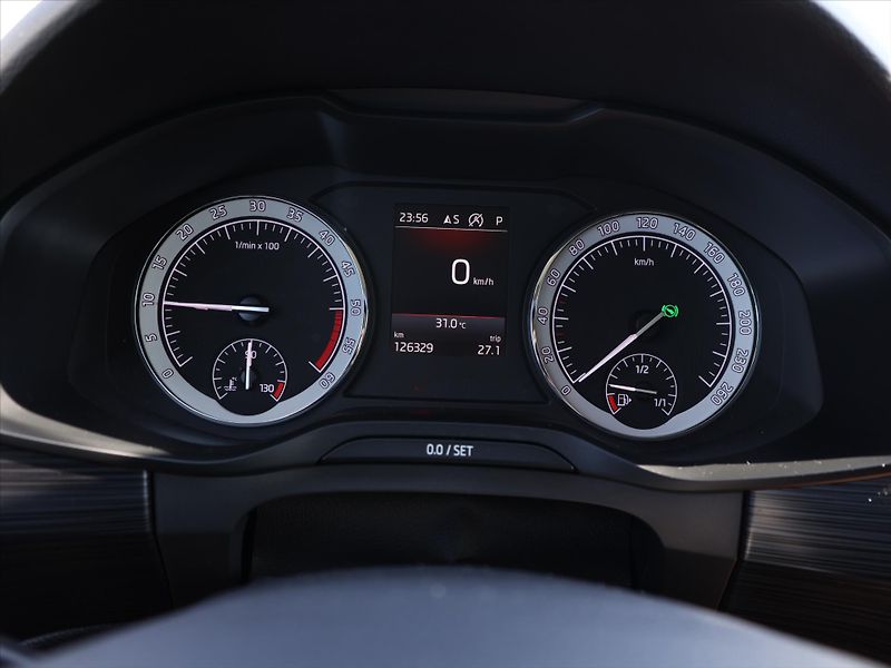 Škoda Kodiaq 2,0 TDI 140kW DSG 4x4 Soleil - fotka 13 z 23