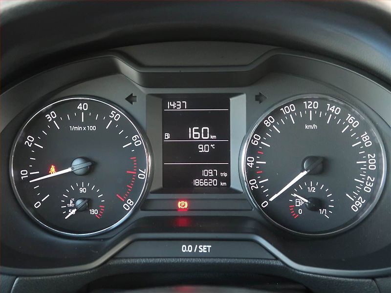 Škoda Octavia (2013) 1.2 TSI, Serv.kniha, Tempomat - fotka 10 z 13