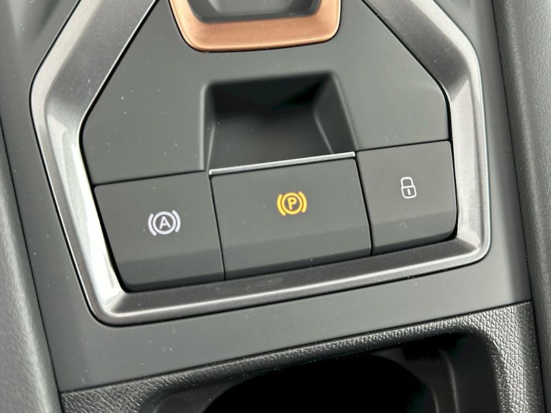 Cupra Leon (2026) ST 2.0 TSI 150kW 4x4 DSG - fotka 24 z 32