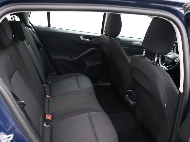Ford Focus 1,5 EcoBlue 70kW Trend kombi - fotka 13 z 28