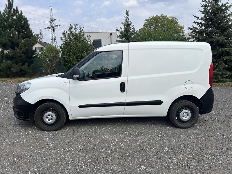 Fiat Dobló 1.3MTJ,66kw,ČR - fotka 8 z 27