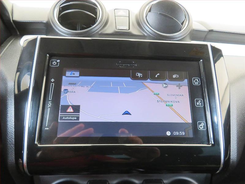 Suzuki Swift (2019) 1.2 DualJet, Automat - fotka 13 z 19