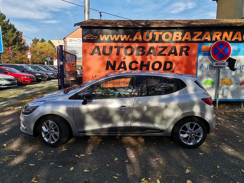 Renault Clio (2016) 1.2TCe 87kw AUT Limited PDC - fotka 2 z 28