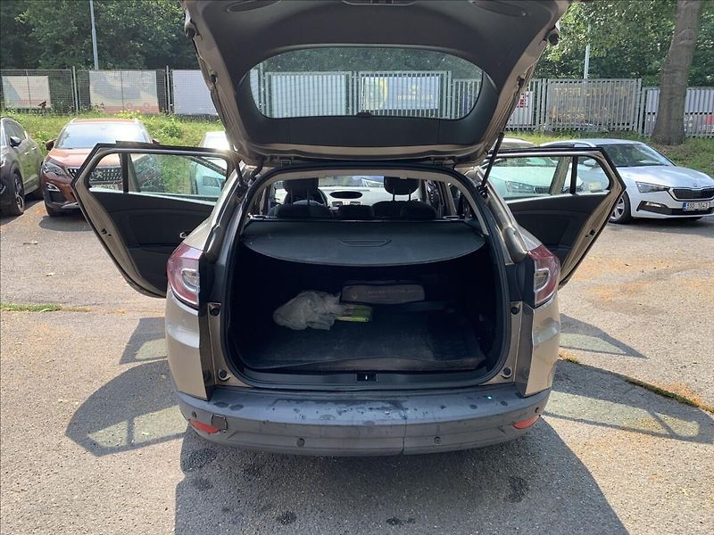 Renault Mégane 1,5 DCI,ČR - fotka 17 z 17