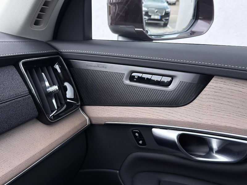 Volvo XC90 B5 AWD PLUS BRIGHT // +kola  - fotka 26 z 51