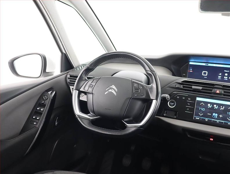 Citroën C4 Picasso (2017) 1.6 BlueHDi, 7 míst - fotka 7 z 21