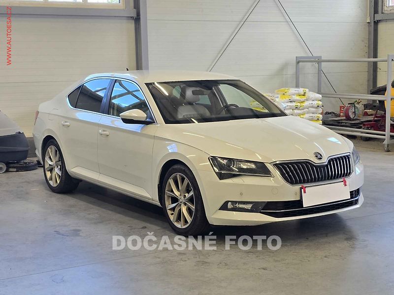 Škoda Superb (2017) 2.0tdi, ČR, AT, bixen, autoAC - fotka 1 z 3