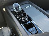 Volvo XC60 Plus Dark B5 AWD 184kW - náhled 19