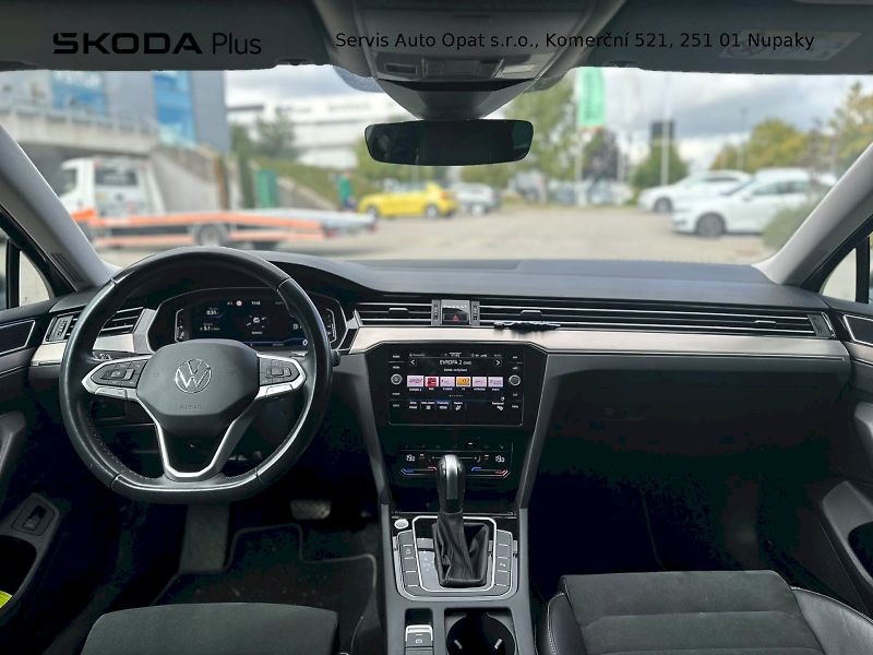 Volkswagen Passat (2023) VARIANT ELEGANCE 2.0TDI 110KW - fotka 5 z 23