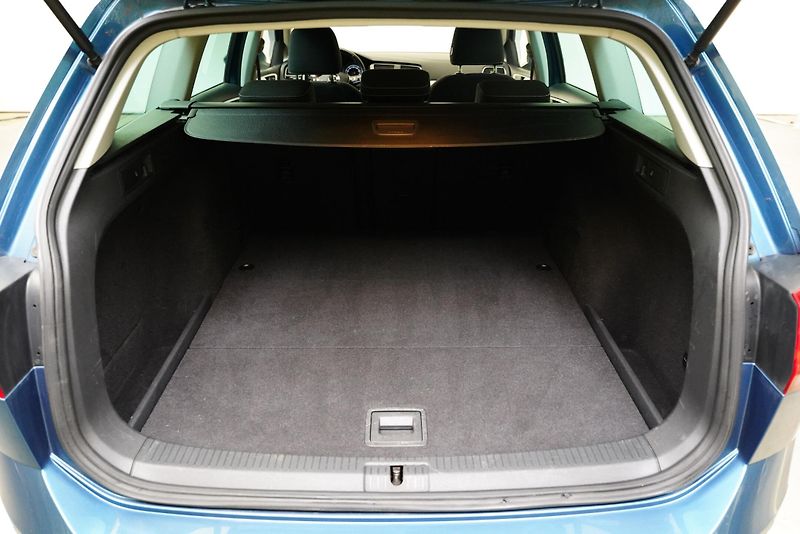 Volkswagen Golf - fotka 26 z 26