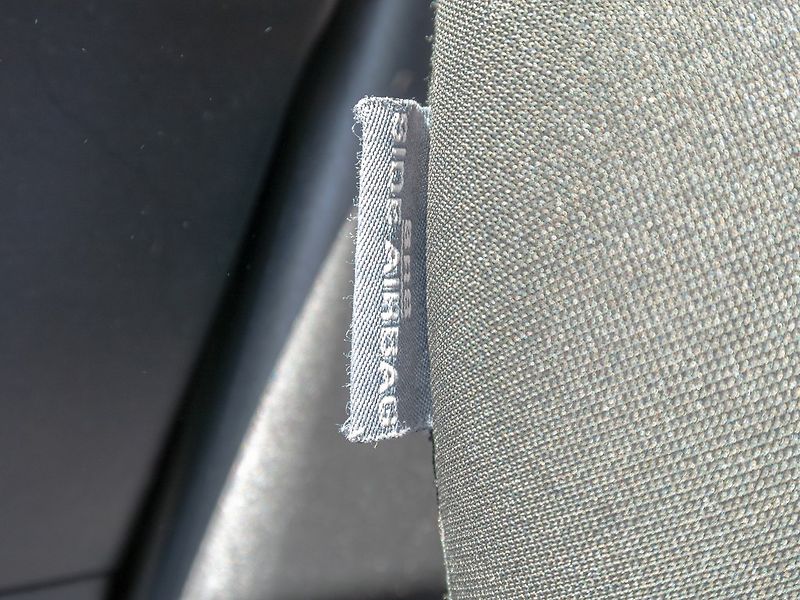 Toyota Auris (2007) ČR 1.4D 66KW – 2x KOLA - fotka 27 z 41