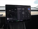 Tesla Model Y (2022) Long Range AWD 79kWh, SoH 91% - náhled 19