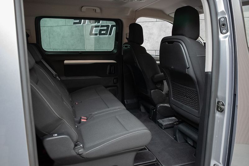 Opel Zafira 2.0 CDTi 8.MÍST*TAŽNÉ*KAMERA* - fotka 16 z 38