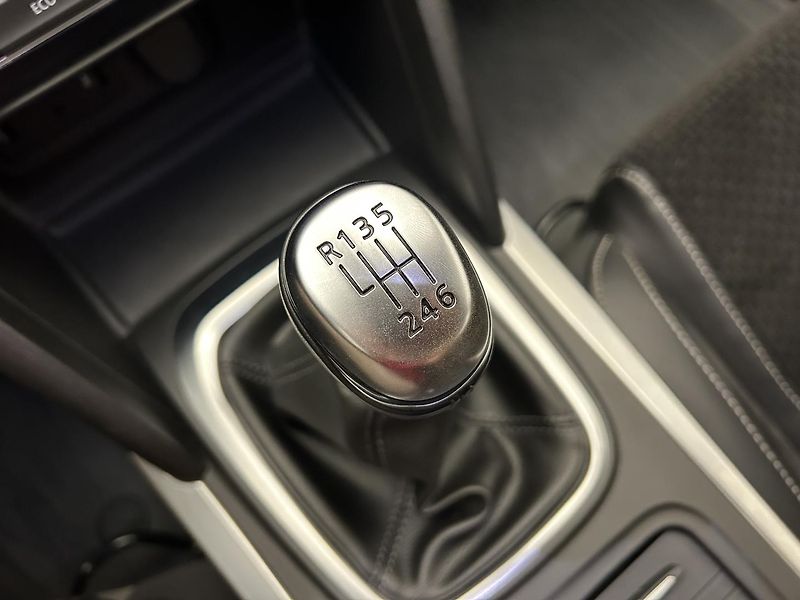 Renault Mégane 1.2 TCe - fotka 19 z 28