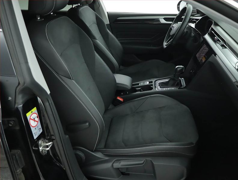 Volkswagen Arteon (2023) Elegance 2.0 TDI - fotka 9 z 17