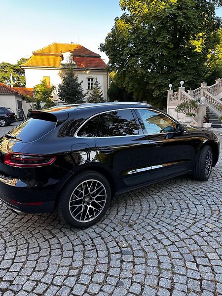 Porsche Macan (2018) Porsche Macan S - fotka 2 z 14
