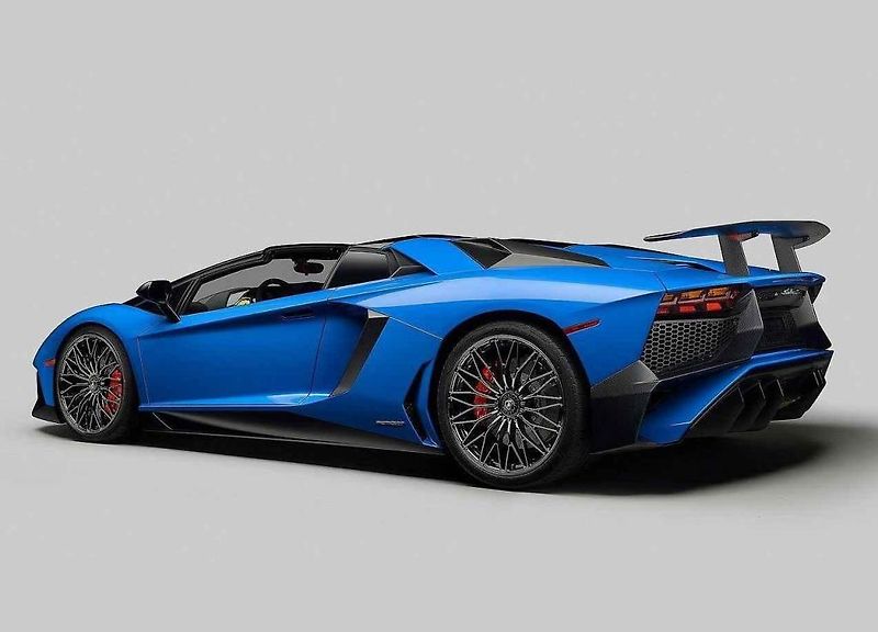 Lamborghini V12