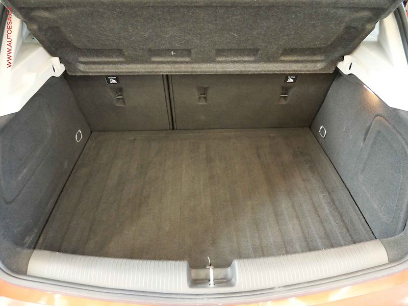 Opel Astra (2016) 1.4T, ČR, LED, tempo, park - fotka 7 z 17