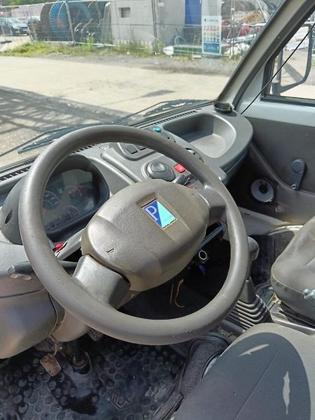 Piaggio Porter Maxxi (2019) SKLÁPĚČ - fotka 17 z 19