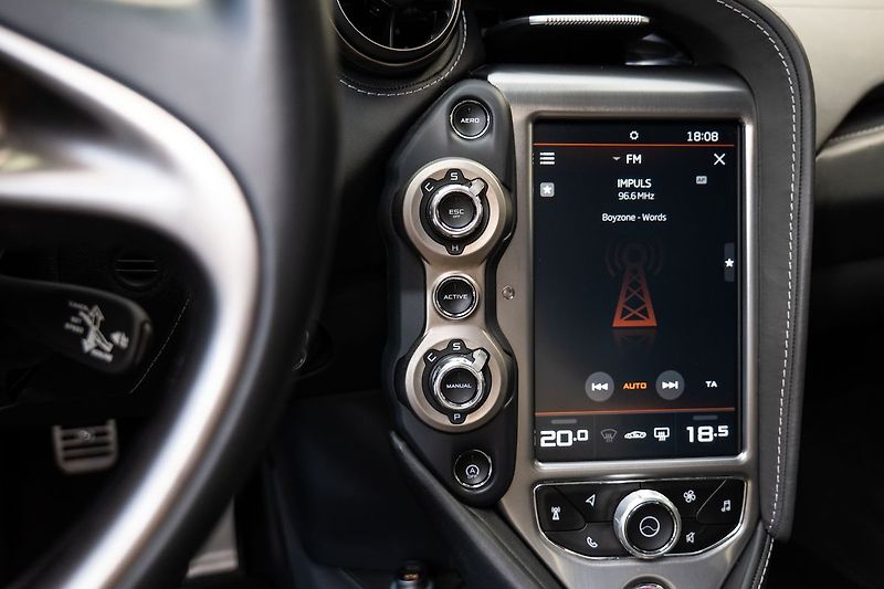 McLaren 720S 360/LED/B&O Audio - fotka 10 z 20