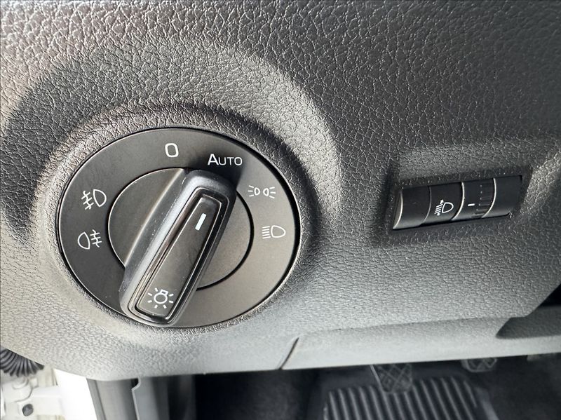 Škoda Fabia 1,0 TSI DPH 1.maj. původ ČR - fotka 25 z 50