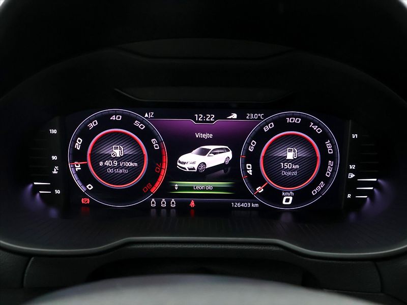 Škoda Octavia RS 2.0 TSI 180kW Challenge - fotka 18 z 32
