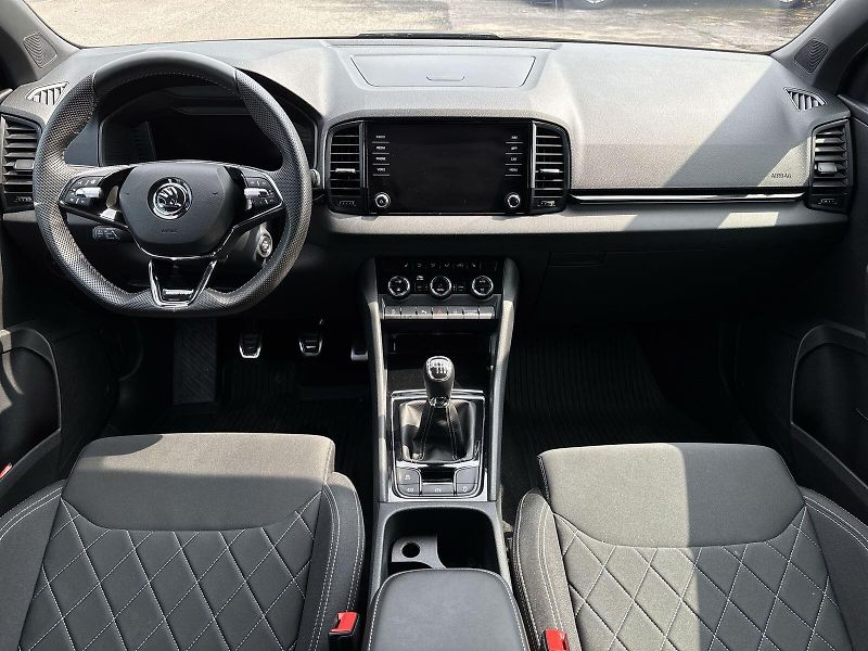 Škoda Karoq (2023) 1.5 TSI Sportline - fotka 5 z 31