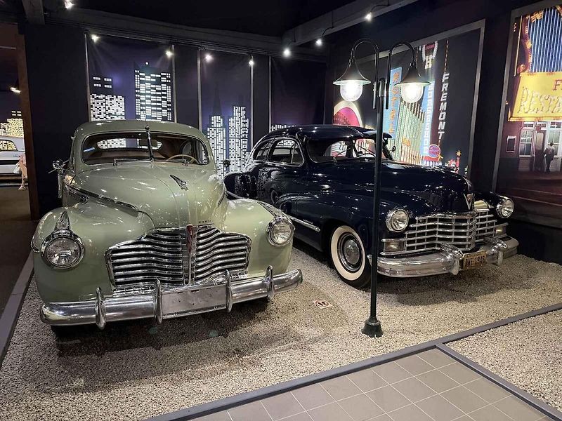 Muzeum veteránů v Nové Bystřici láká na sedmdesátku skvostů na čtyřech kolech.