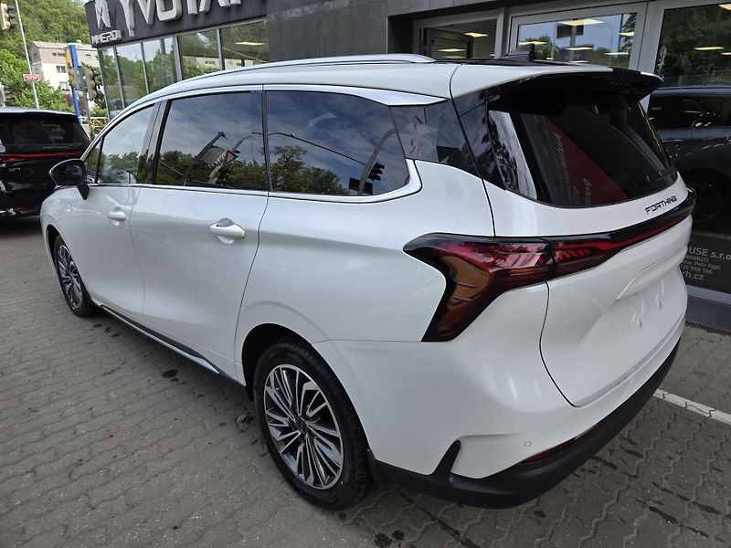 Dongfeng U-Tour (2026) Urban Packet 7míst - fotka 8 z 33