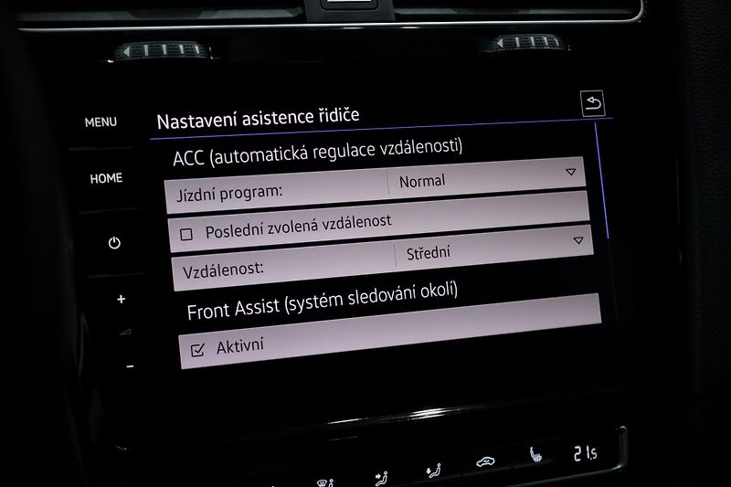 Volkswagen Golf 7 FL Variant 1.4 TSI 92 kW DSG - fotka 20 z 33