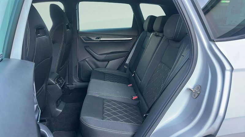 Škoda Karoq Sportline 2,0 TSI 140kW DSG7 4 - fotka 7 z 32
