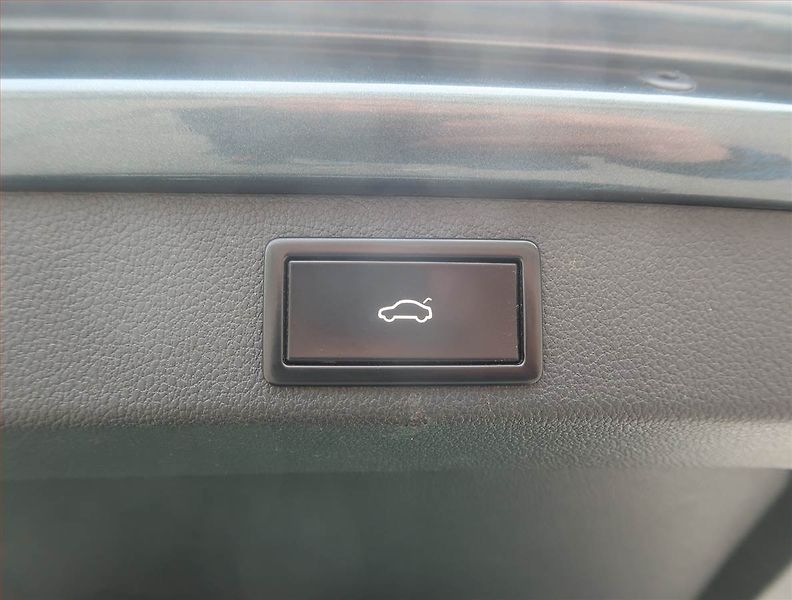 Škoda Superb (2018) 2.0 TDI, Automat, Serv.kniha - fotka 16 z 22