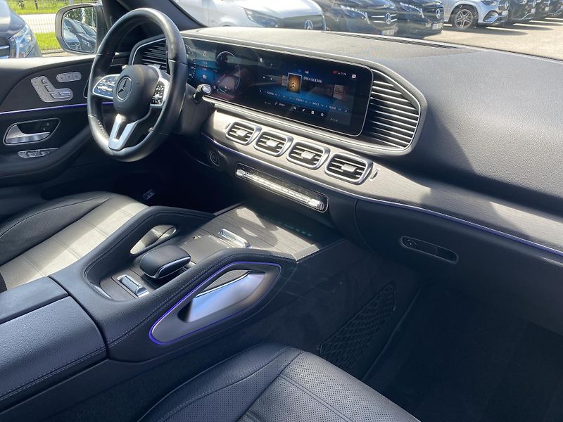 Mercedes-Benz GLE 350de 4M AMG  - fotka 12 z 25