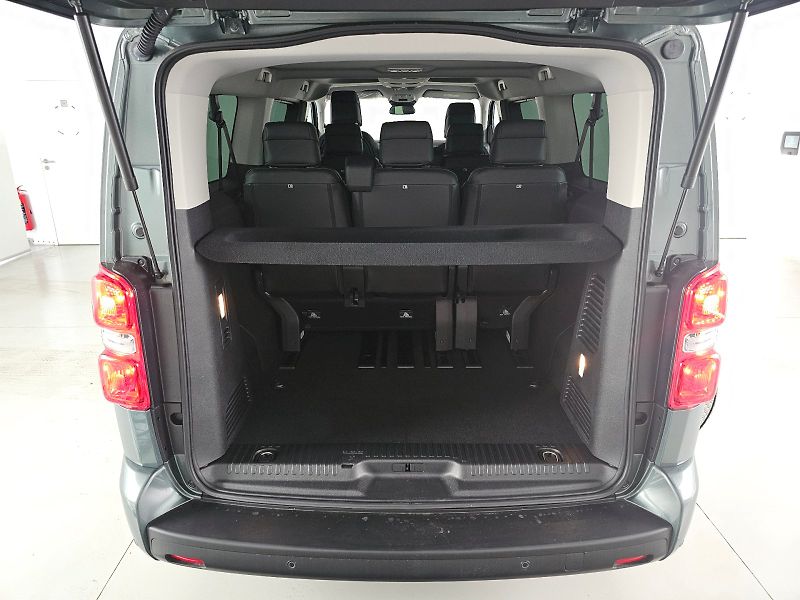 Toyota ProAce Verso (2026) 2.2D 130kW 8AT VIP 7S - fotka 29 z 29
