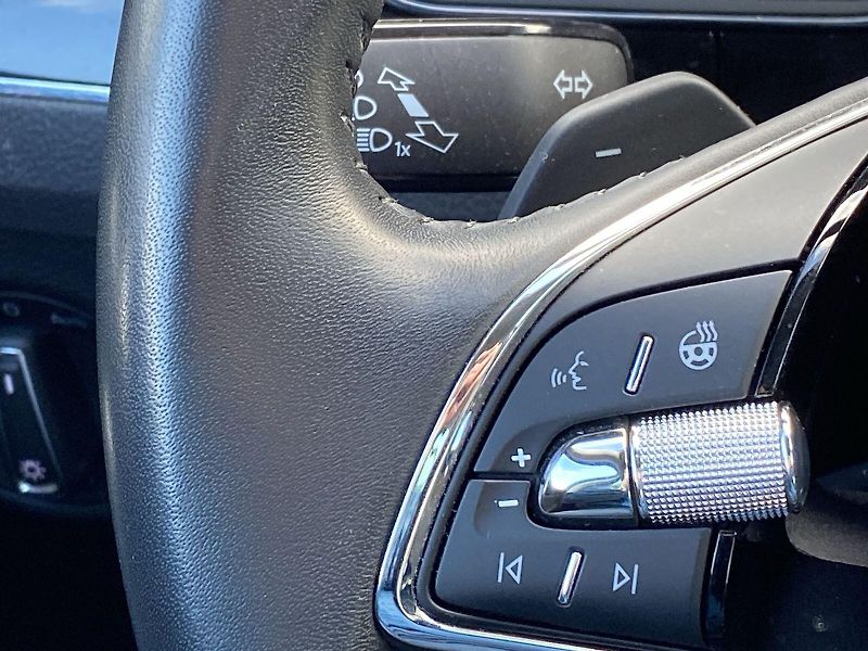 Škoda Superb (2023) Combi 2.0 TDI 4x4 DSG L&K - fotka 25 z 41