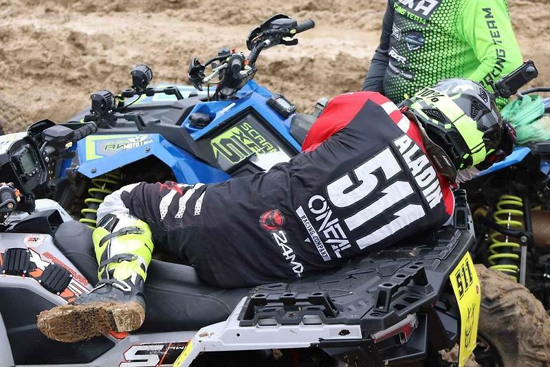Offroad Maraton Most 2025 v lomu v Braňanech.